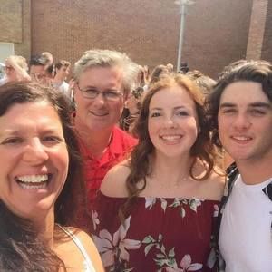 Meet your Posher, Helen melia